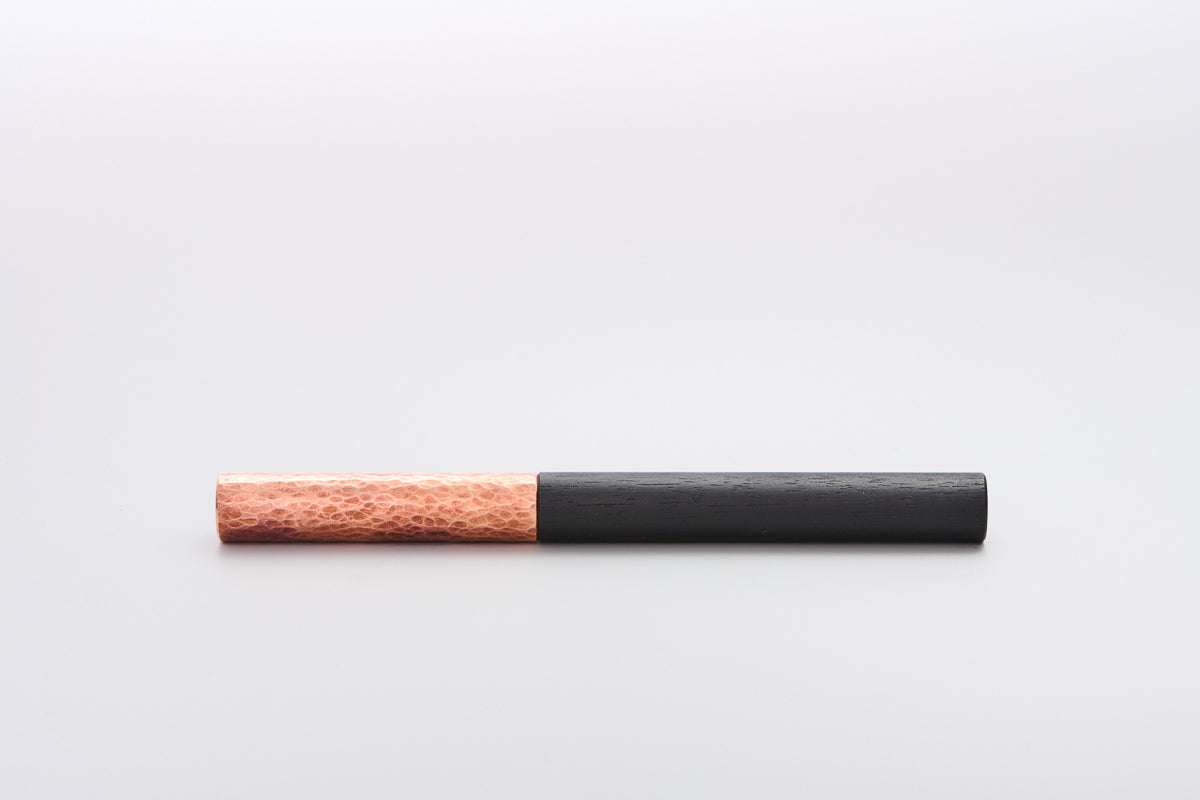 LONGCAP Füllfederhalter aus Ebenholz & Kupfer Hammerschlag, THE NINE 2026, handgefertigt