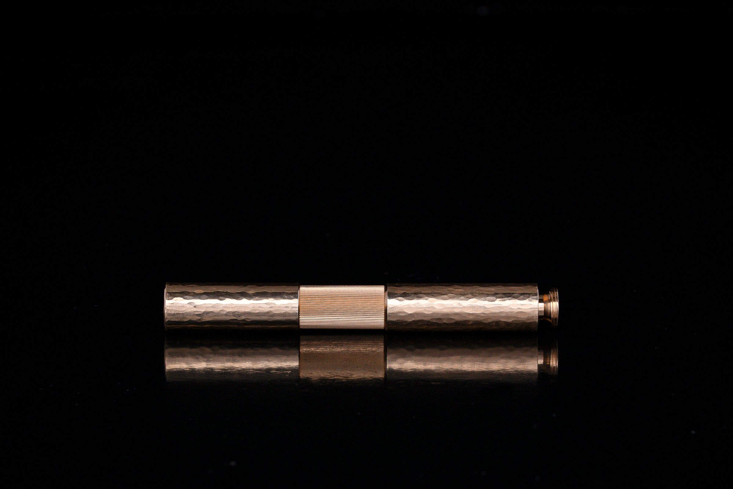 POCKETMASTER Taschenfüllfederhalter aus massivem Gold, "Hammerschlag", 18K/750 Roségold