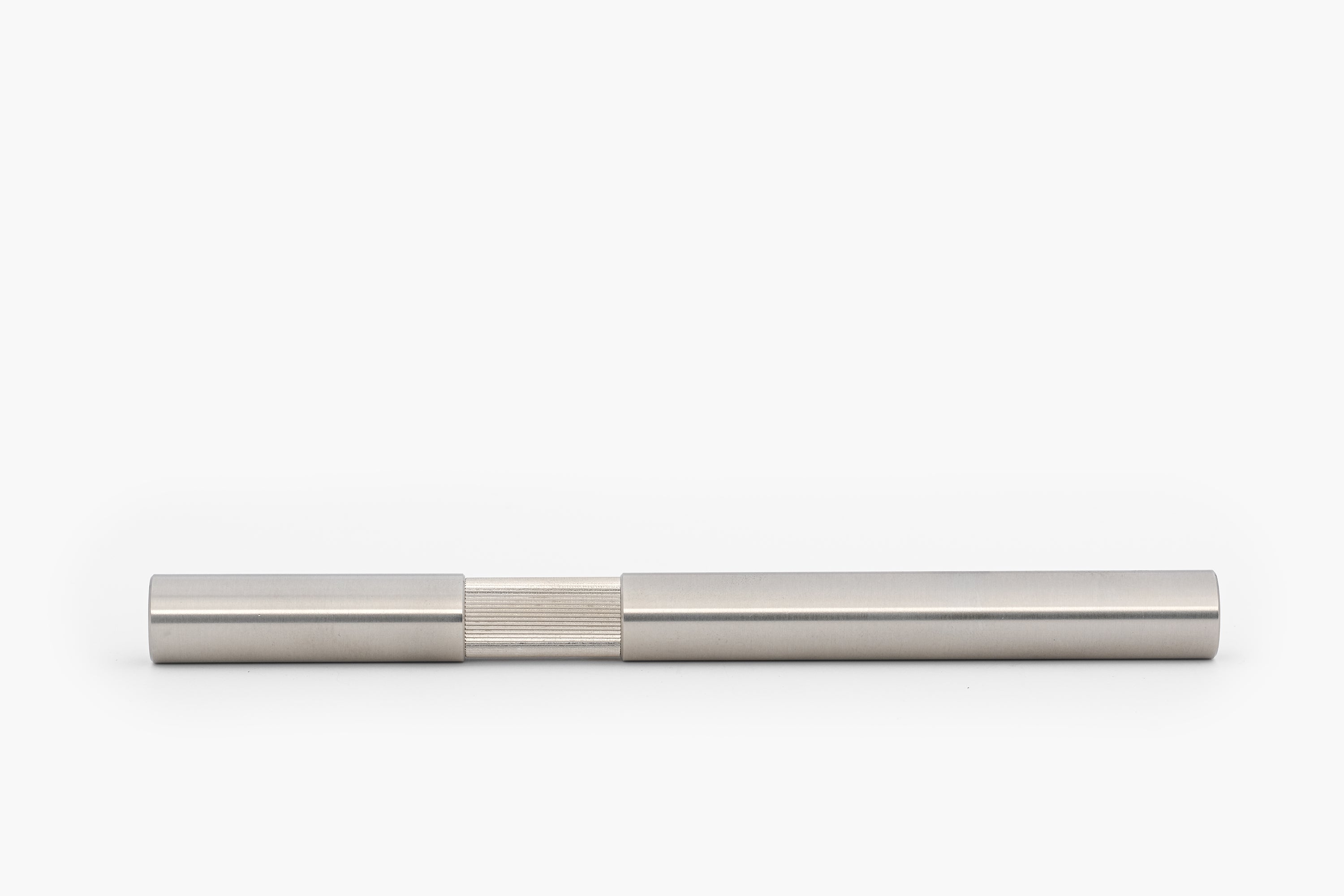 SHORTCAP, fountain pen made of brushed nickel silver with oak inlet, handmade
