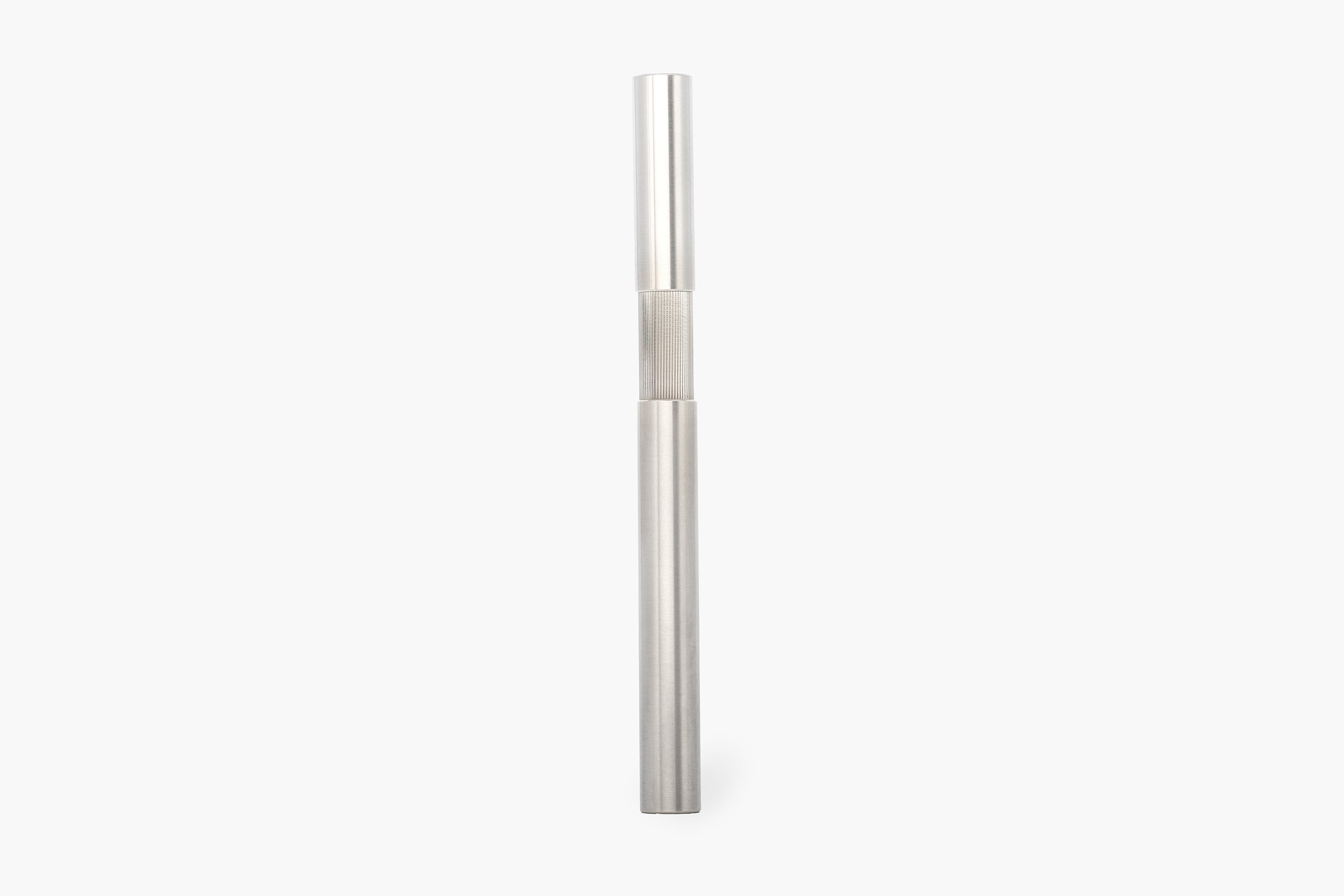 SHORTCAP, fountain pen made of brushed nickel silver with oak inlet, handmade