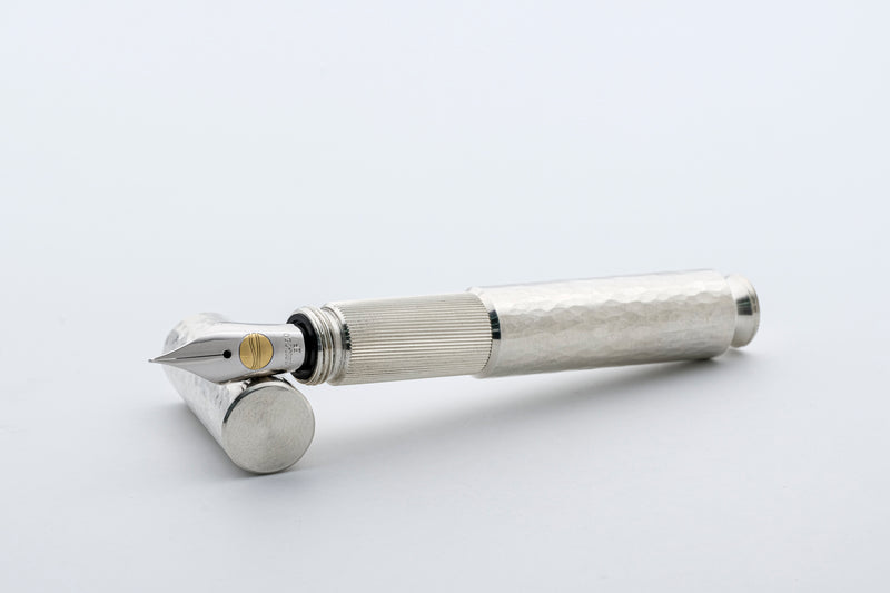 <tc>POCKETMASTER pocket fountain pen, special edition "Hammerschlag" made of solid 935 silver, handmade</tc>