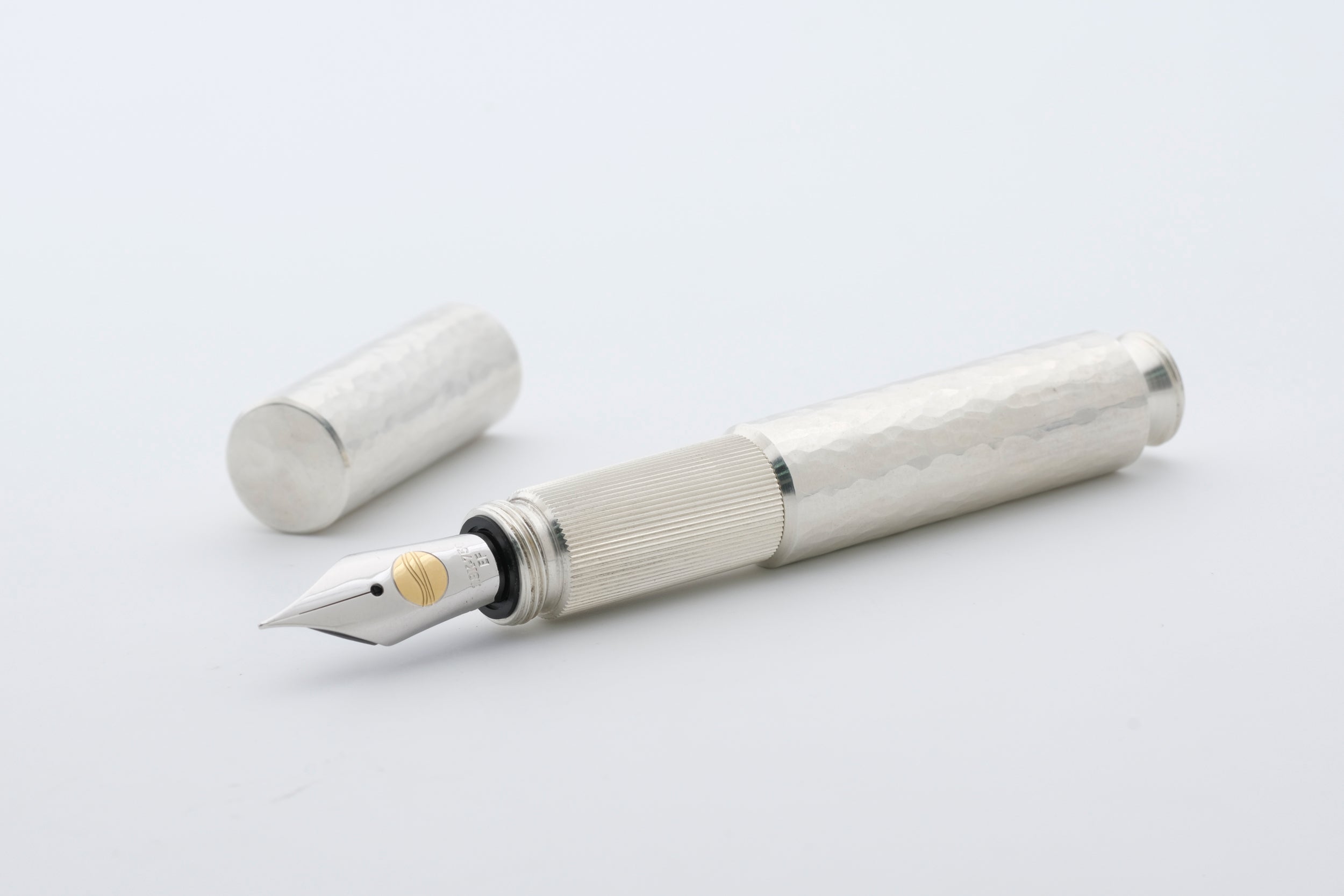 <tc>POCKETMASTER pocket fountain pen, special edition "Hammerschlag" made of solid 935 silver, handmade</tc>