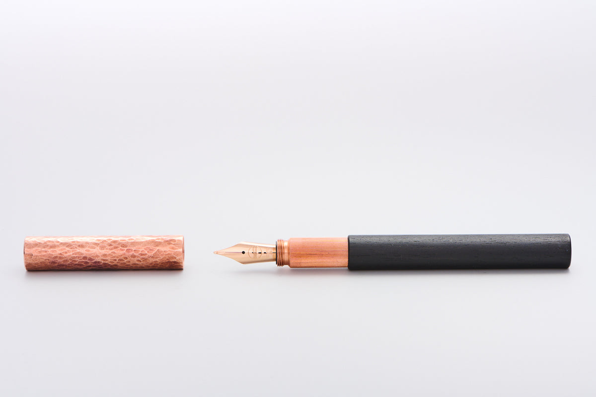 LONGCAP Füllfederhalter aus Ebenholz & Kupfer Hammerschlag, THE NINE 2026, handgefertigt