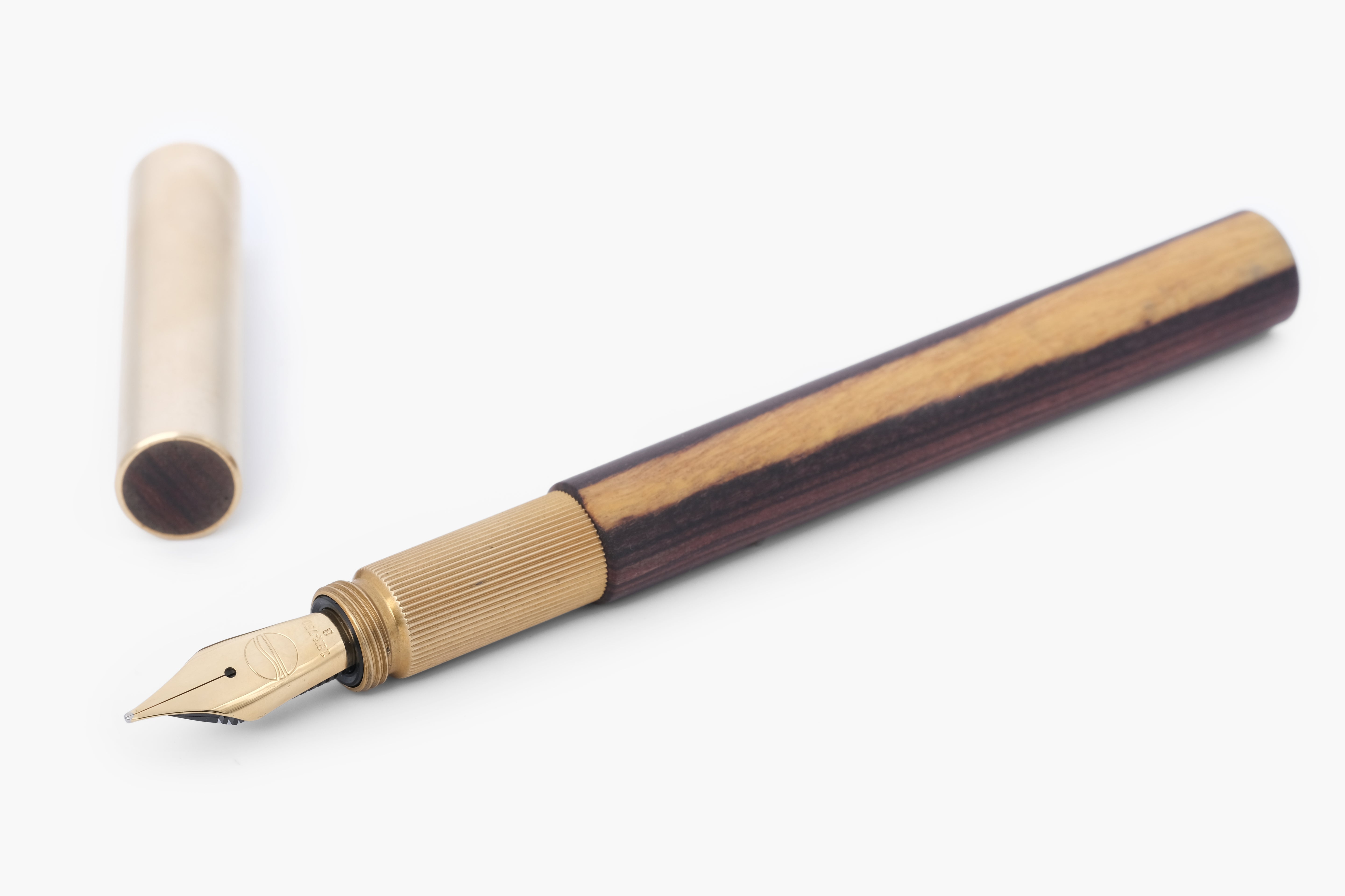 LONGCAP fountain pen, unique piece made of royal wood & brass, handmade