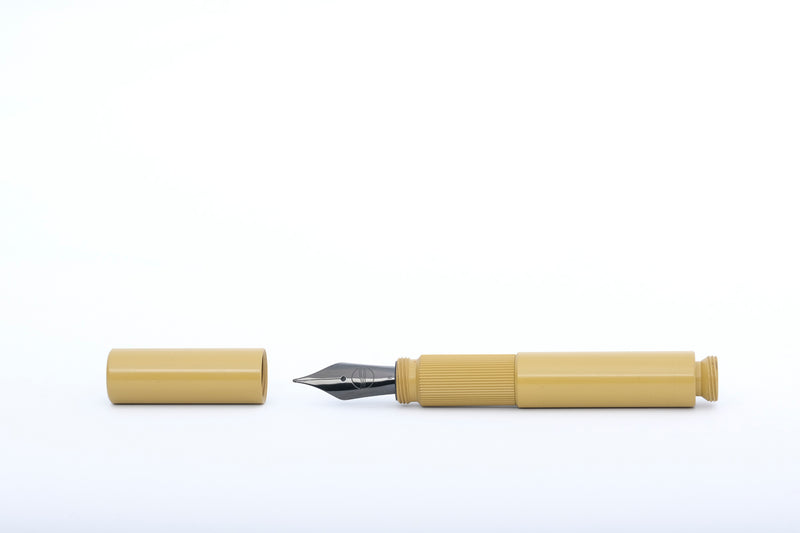 POCKETMASTER MONO, Design-Taschenfüller aus purem Ebonit "yellow 1.3", handgefertigt