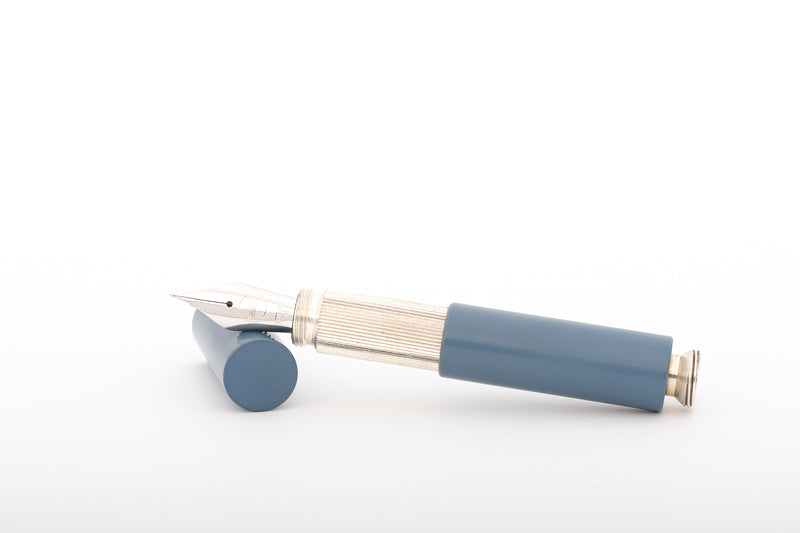 <transcy>POCKETMASTER fountain pen, limited special edition made of solid silver 935 & ebonite "grey blue", handmade</transcy>